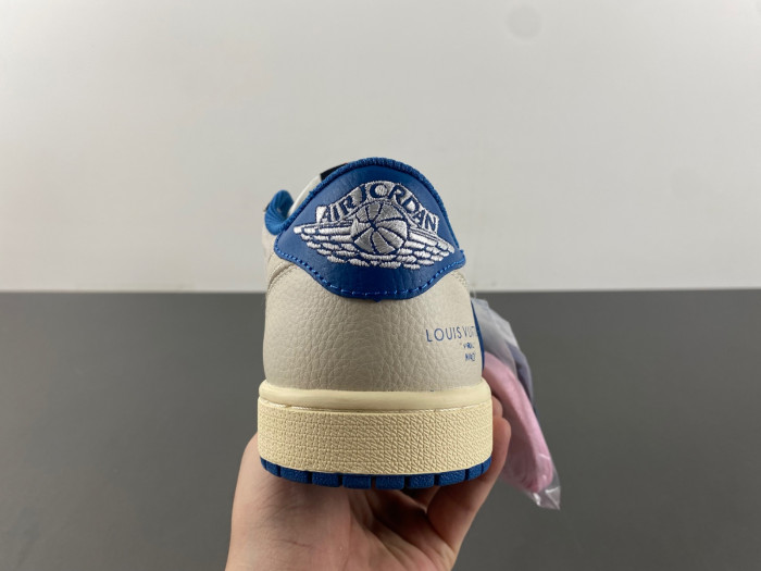 Travis Scott x Air Jordan 1 Low OG LX1988 -033