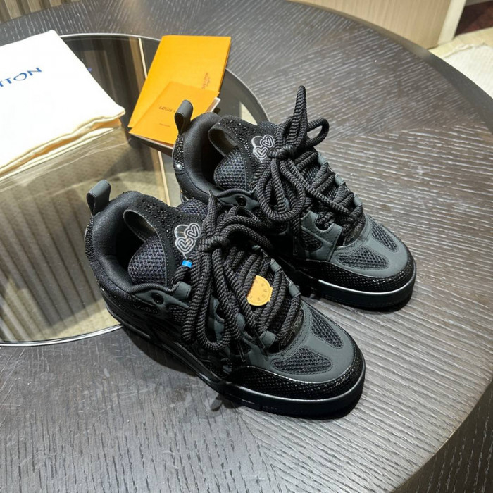 LOU1VTON SNEAKER