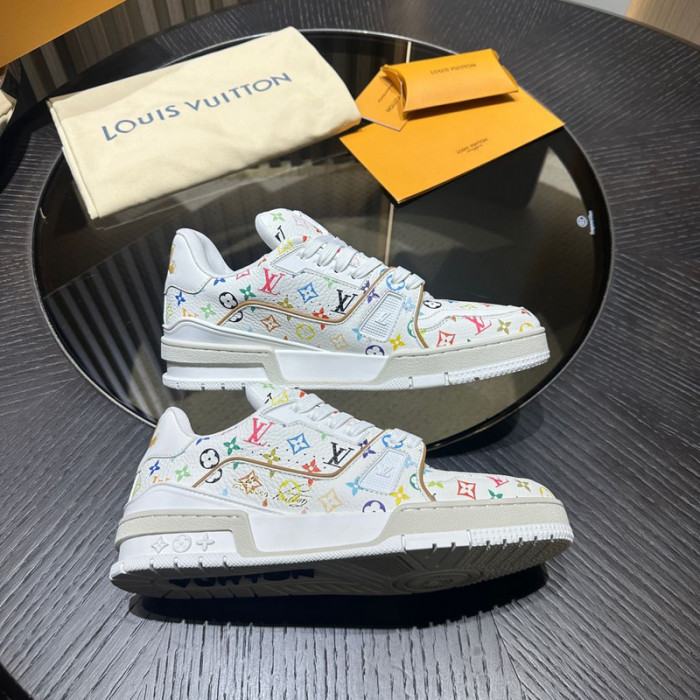 LOU1VTON SNEAKER