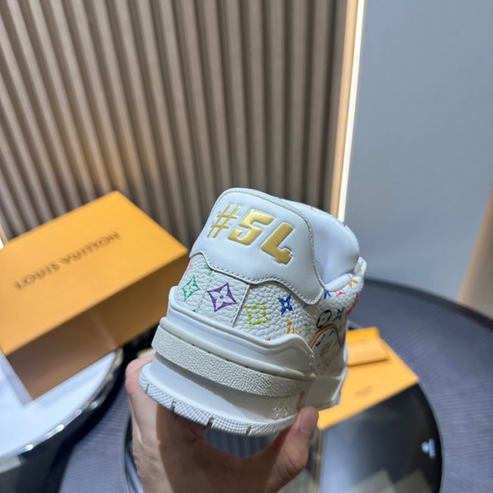 LOU1VTON SNEAKER