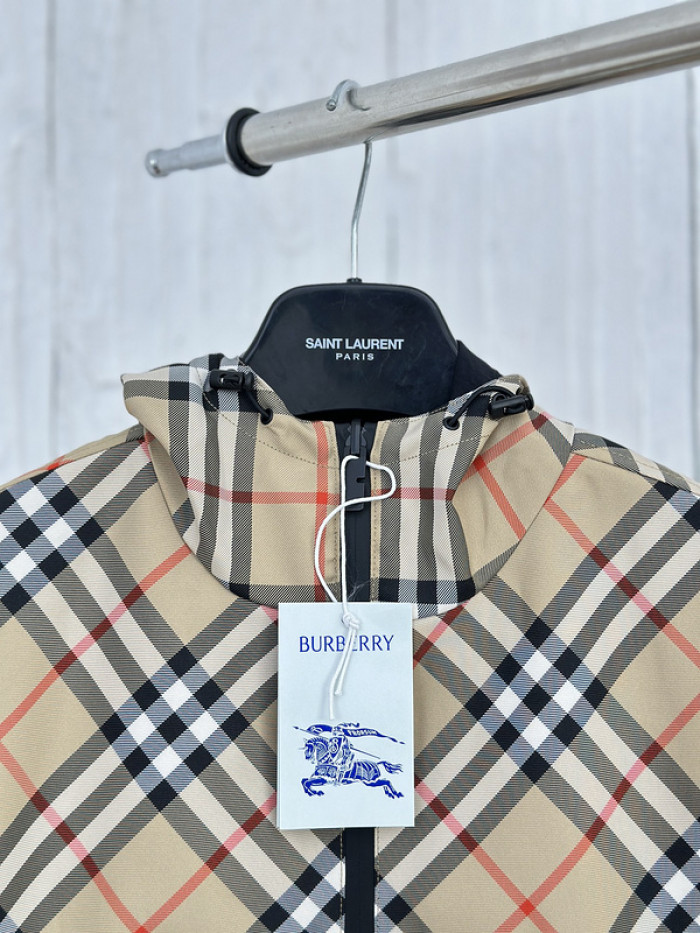 Bur*berry Jacket