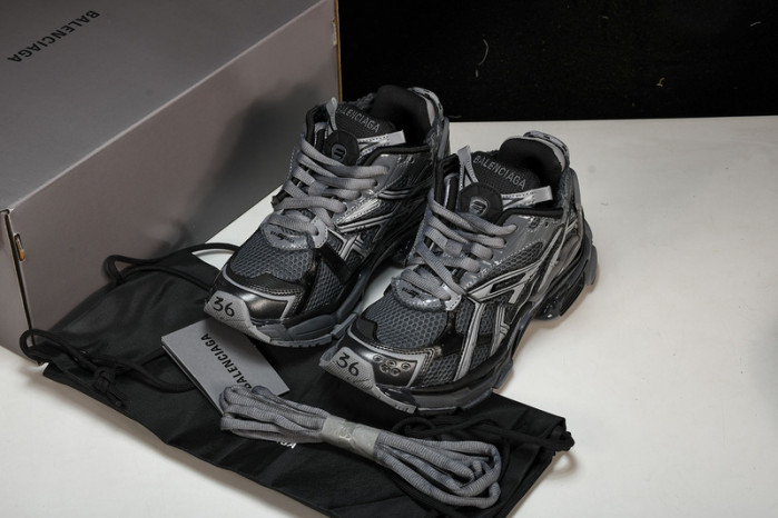 BLCG RUNNER SNEAKER