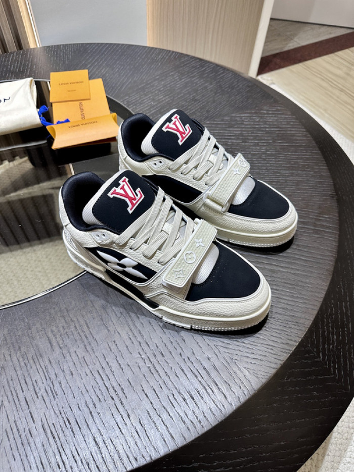 LOU1VTON SNEAKER