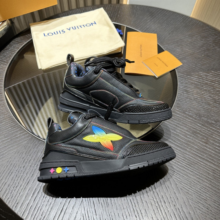 LOU1VTON SNEAKER