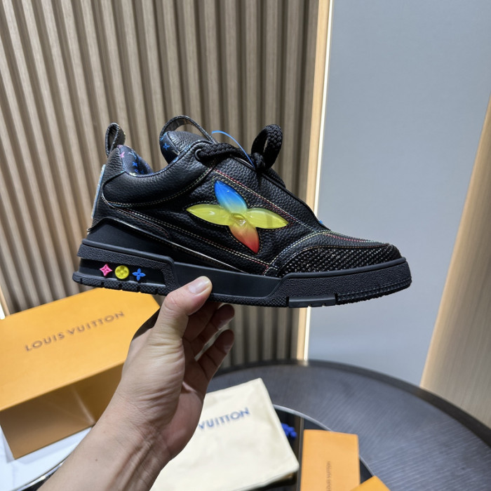 LOU1VTON SNEAKER