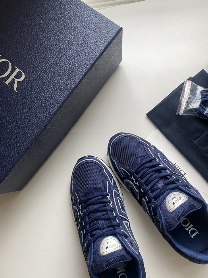 D1OR B30 SNEAKER