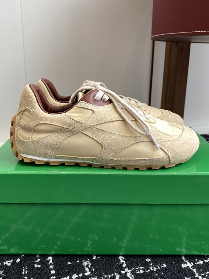 B0tte*a vene*ta orbit sneakers