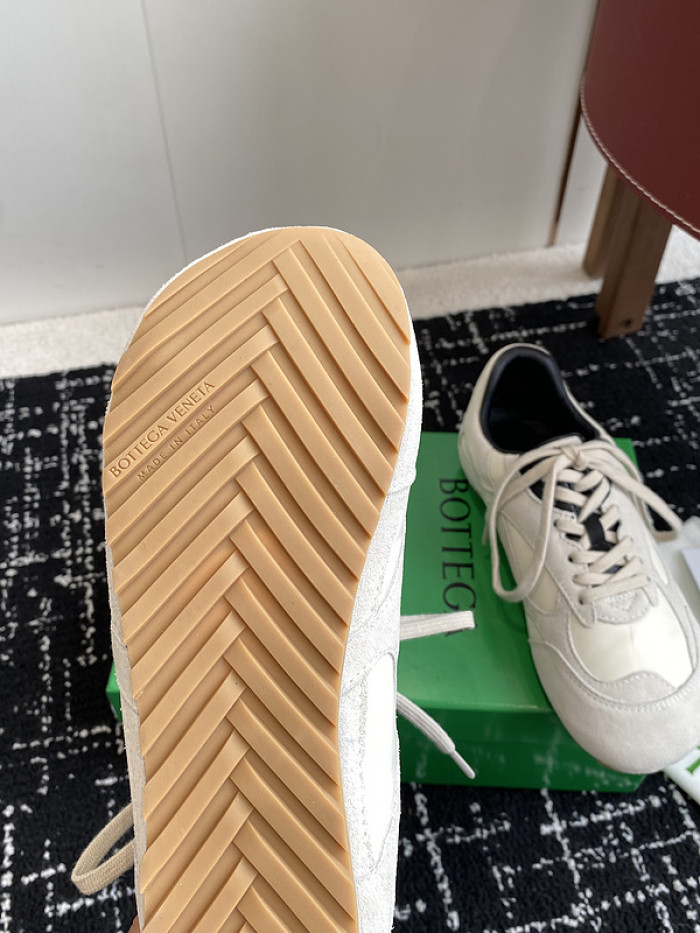 B0tte*a vene*ta orbit sneakers