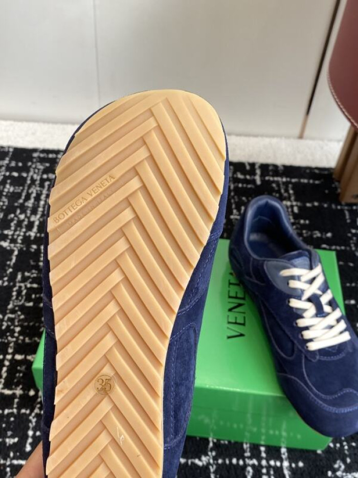 B0tte*a vene*ta orbit sneakers
