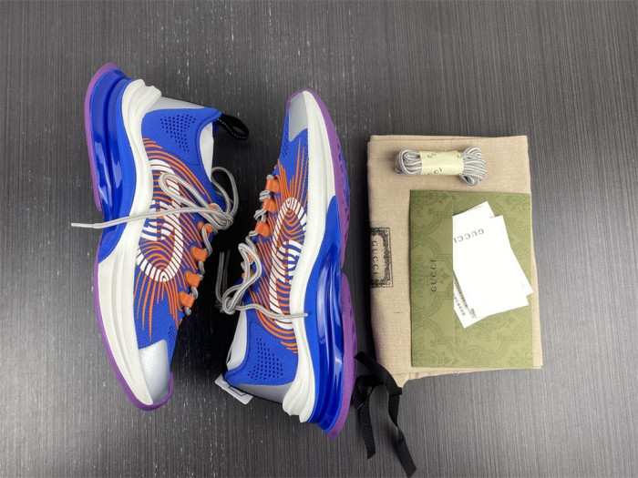G*u*i1 run sneaker