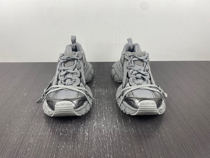 blc* 3xl sneaker