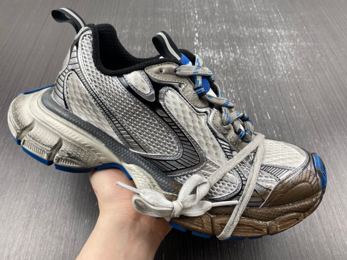 blc* 3xl sneaker