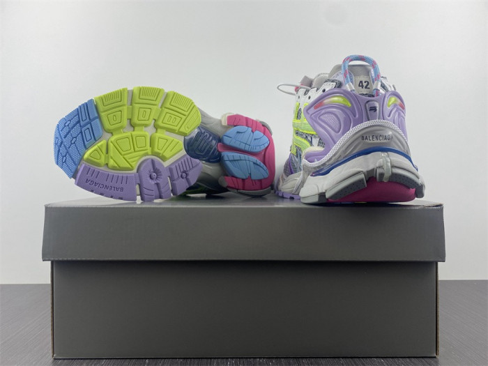 blcg runner sneaker