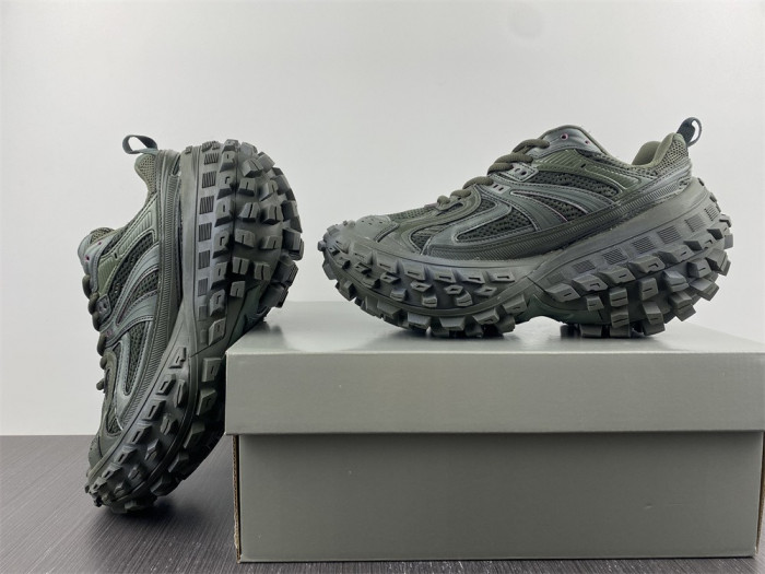blc* defender sneaker
