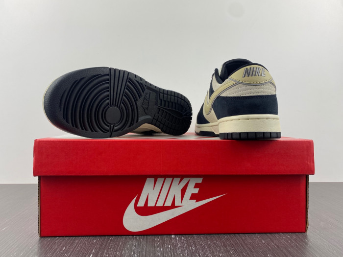 nike dunk low "black suede" dv3054-001
