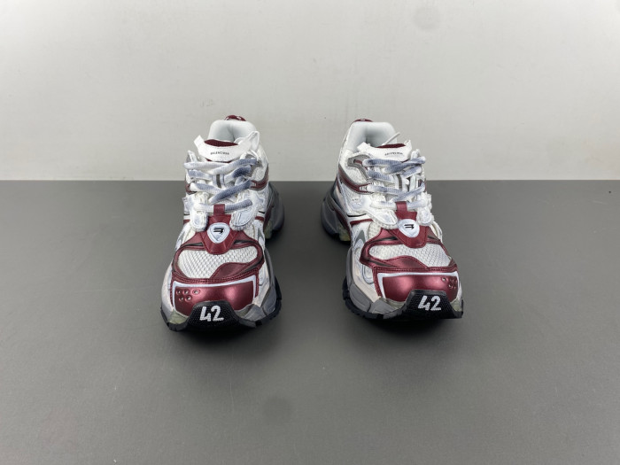 blcg runner sneaker