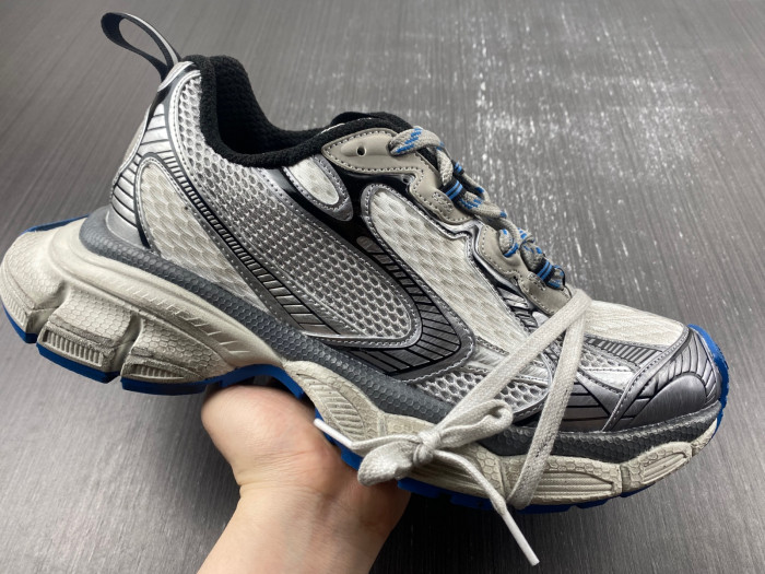 blc* 3xl sneaker