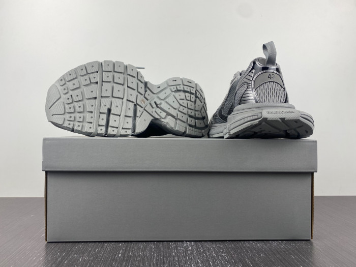 blc* 3xl sneaker