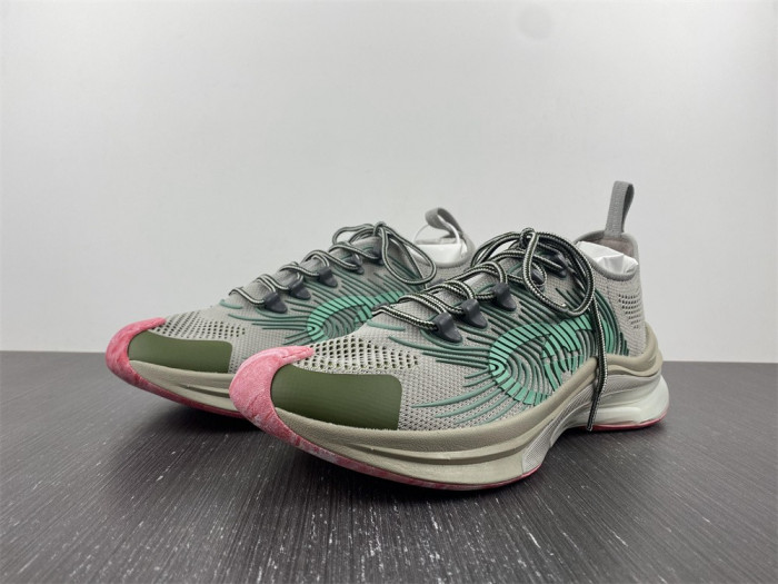 G*u*i1 run sneaker