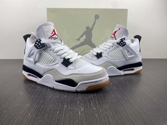 Nike SB x Air Jordan 4 customize