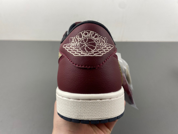 Travis Scott x Air Jordan 1 custom