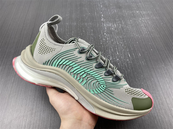 G*u*i1 run sneaker