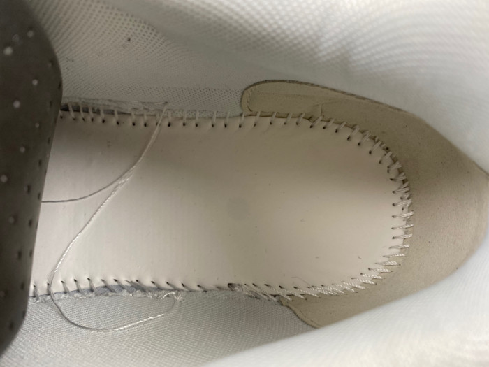 OFF-WHITE Out Of Office
