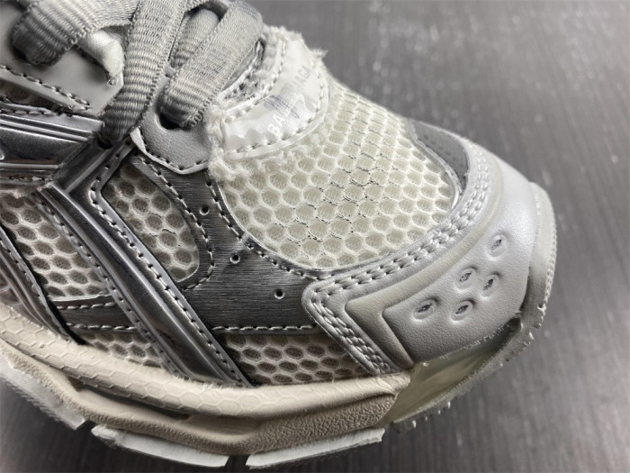 blcg runner sneaker