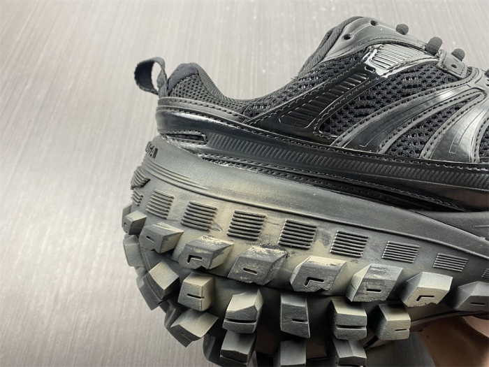 blc* defender sneaker