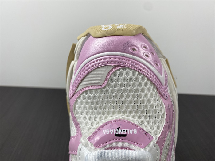 BLCG RUNNER SNEAKER