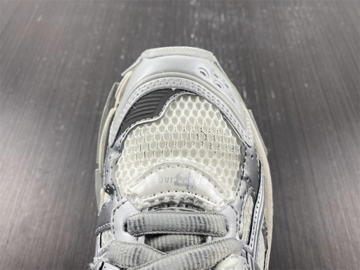 blcg runner sneaker