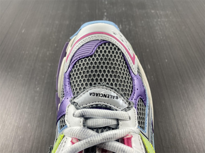 blcg runner sneaker
