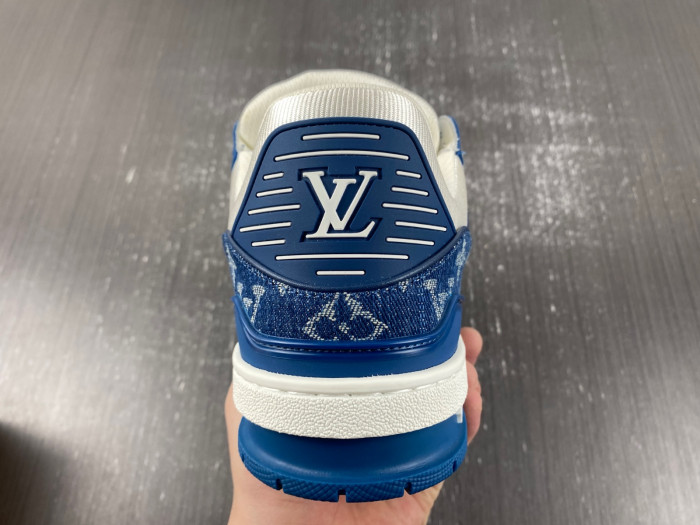 LOU1VTON trainer (EU47)
