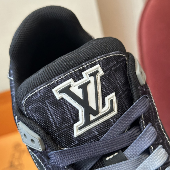 LOU1VTON SNEAKER
