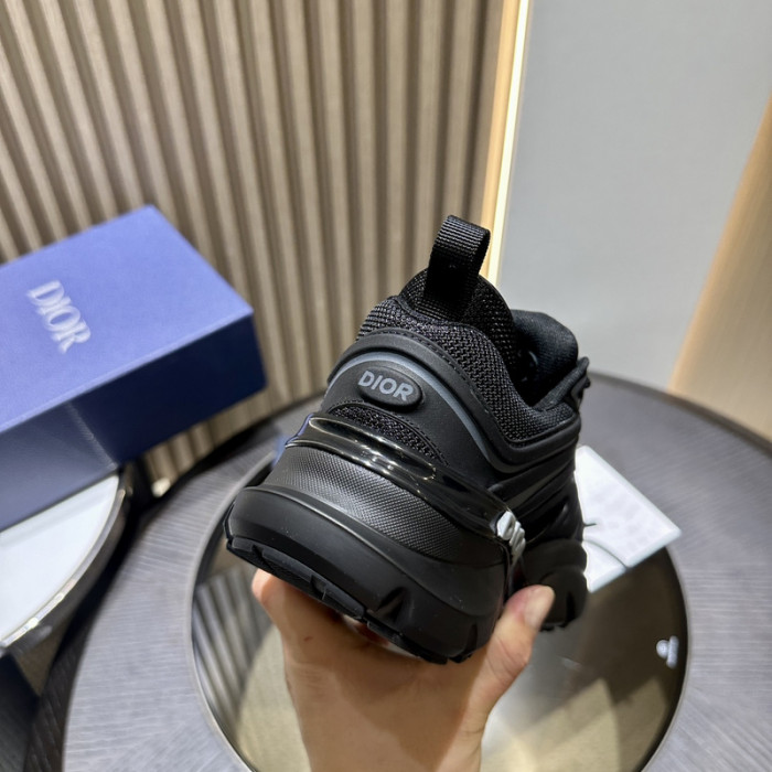 D1OR B44 SNEAKER
