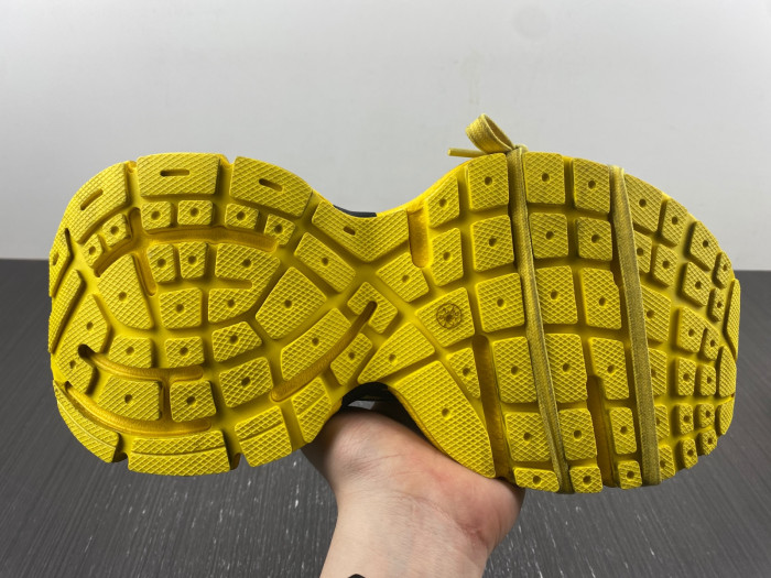 blc* 3xl sneaker