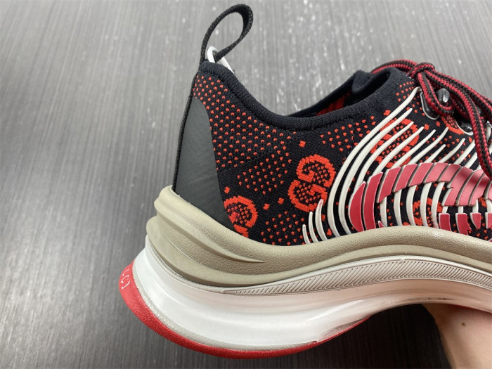 G*u*i1 run sneaker
