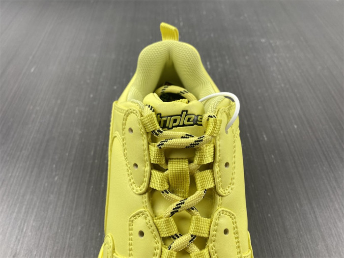 blc* triple s trainer