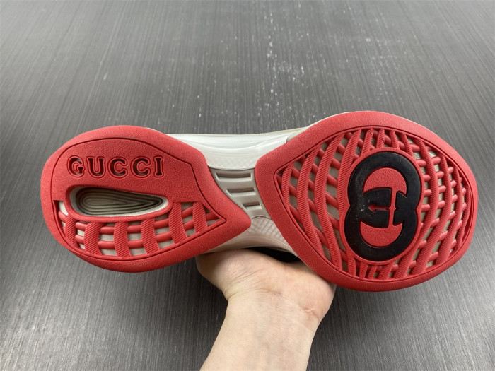 G*u*i1 run sneaker