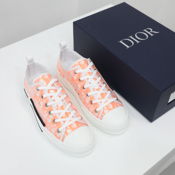 D1OR B23 SNEAKER