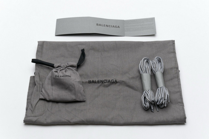 belanciaga Tess S.Grey LED 555032 W1GB7 1214