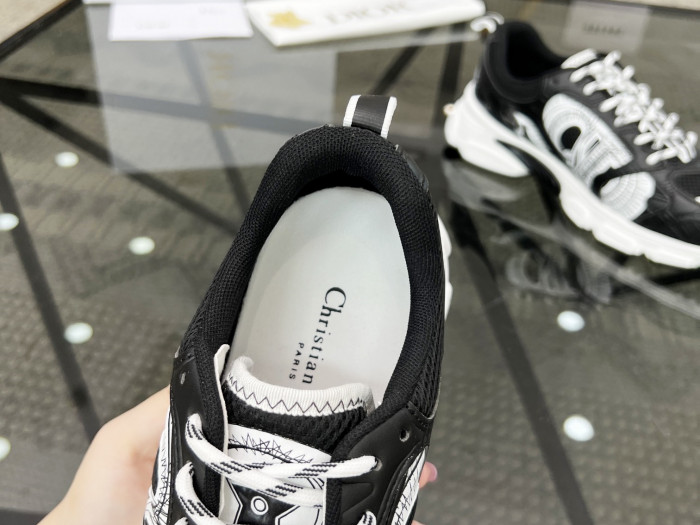D*or chrono sneaker