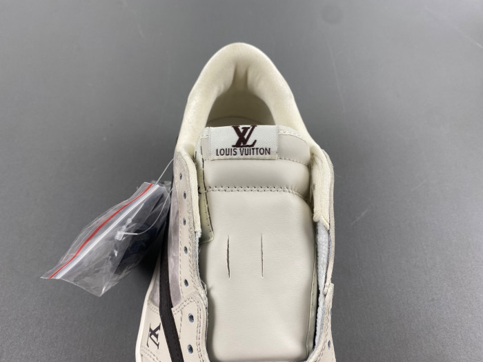 Travis Scott x Air Jordan 1 Low OG LX1988-100
