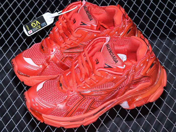 blcg runner sneaker
