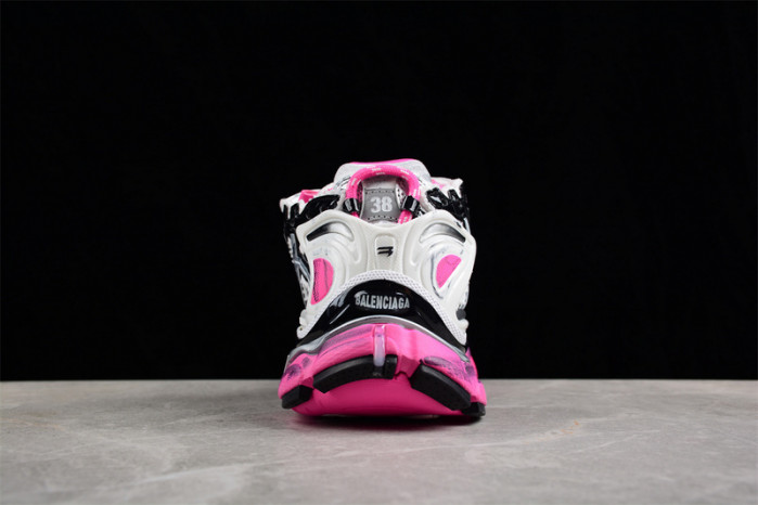 blcg runner sneaker