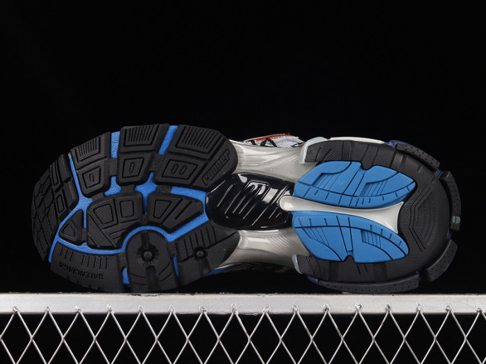 blcg runner sneaker