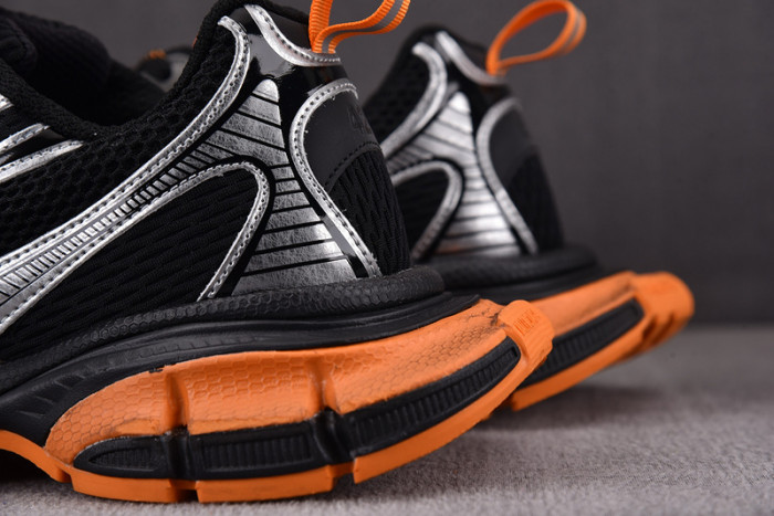 blc* 3xl sneaker