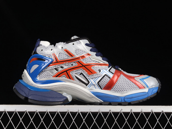 blcg runner sneaker