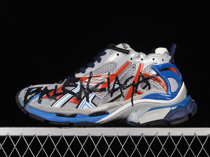 blcg runner sneaker