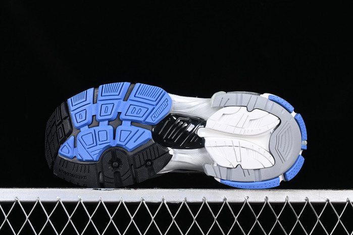 blcg runner sneaker